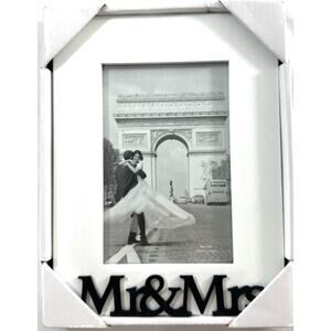 Isaac Jacobs White Wood Sentiments “Mr & Mrs” Picture Frame, Fits 4x6 inch Photo